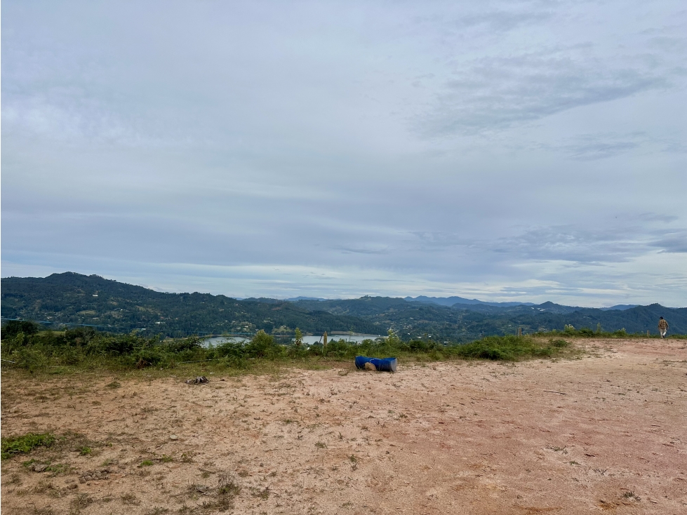 Venta De Lote En El Retiro Fizebad - 3