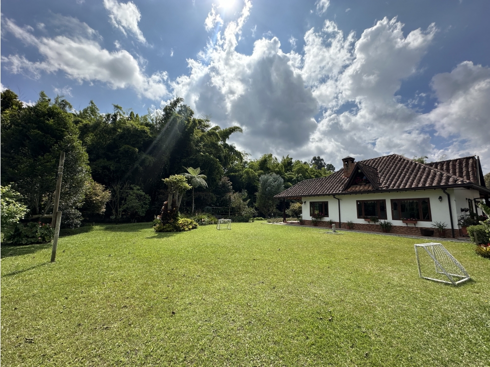 Venta De Casa Campestre En Marinilla