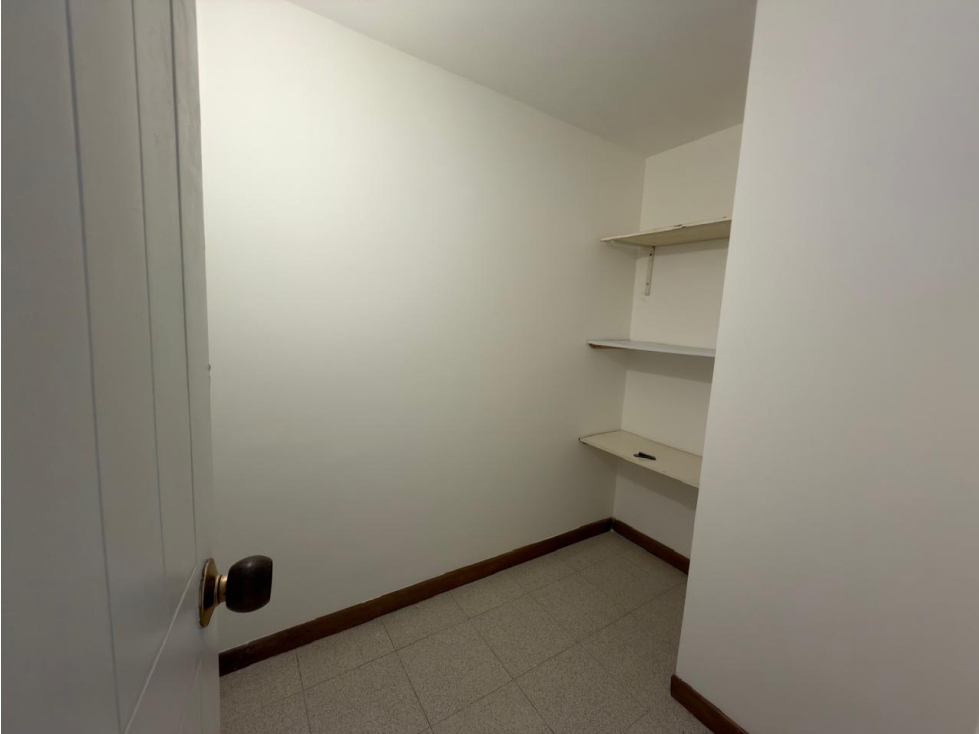 Venta De Apartamento En El Poblado Los Balsos — foto 3