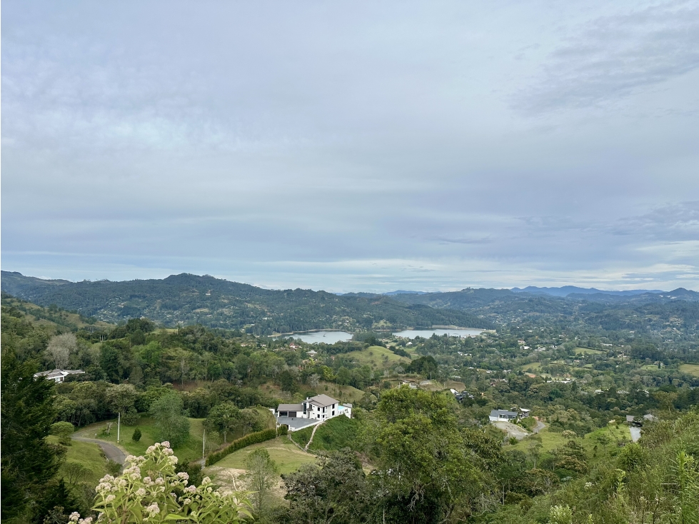 Venta De Lote En El Retiro Fizebad - 4