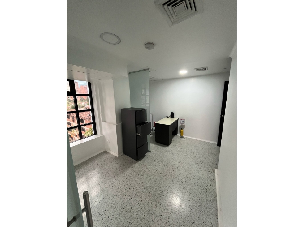 Venta De Consultorio en El Poblado Las Vegas — foto 4