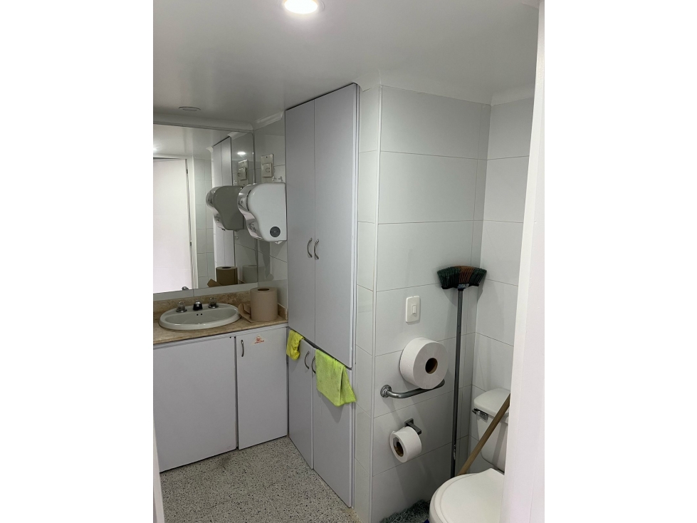Venta De Consultorio en El Poblado Las Vegas — foto 5