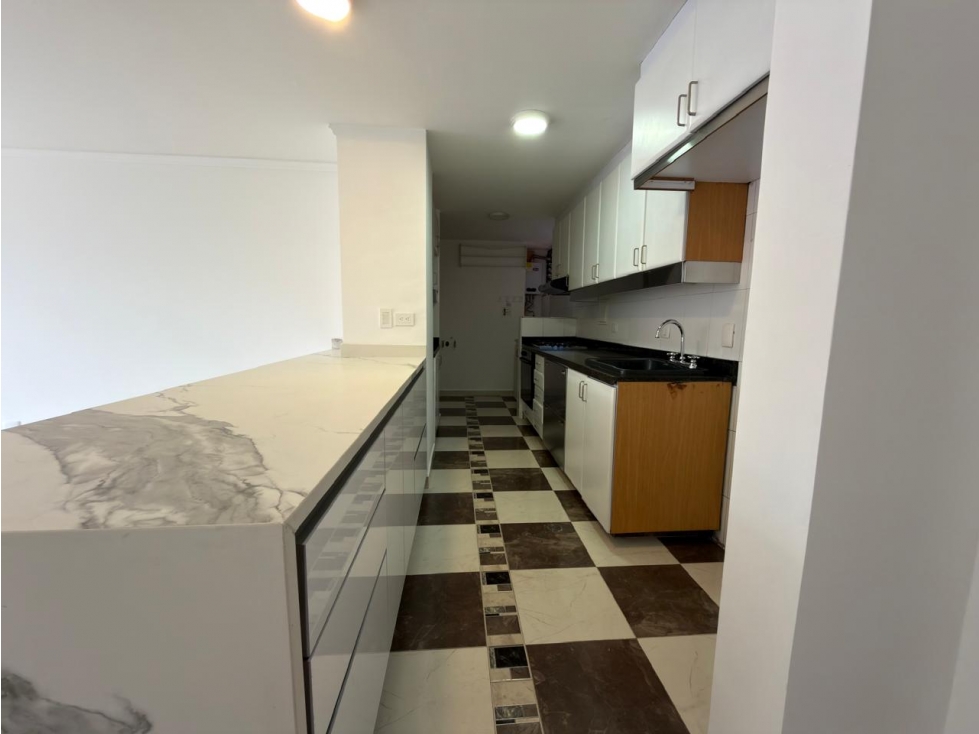 Venta De Apartamento En El Poblado Los Balsos — foto 5
