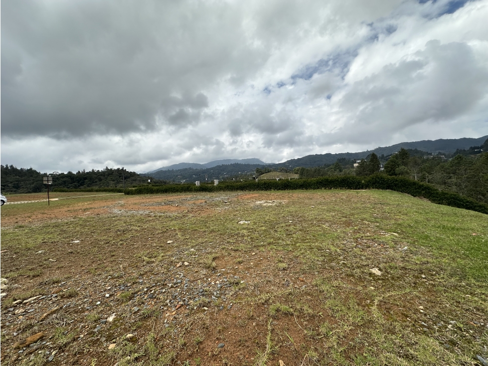 Venta De Lote En El Retiro Carrizales — foto 3