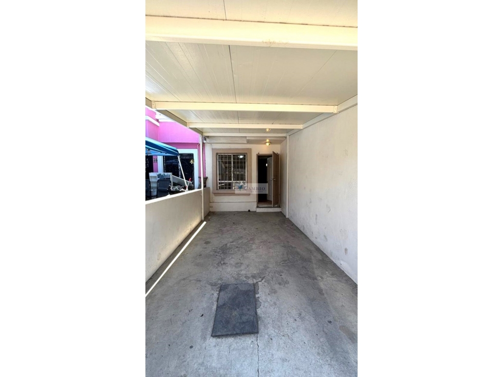 CASA EN RENTA RESIDENCIAL AGUA CALIENTE — foto 2