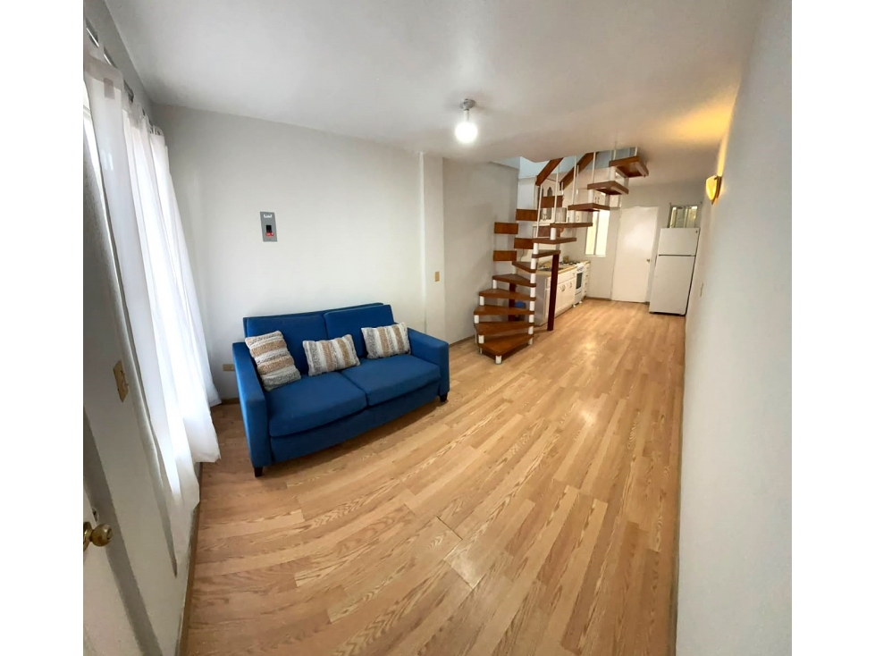 CASA EN RENTA EN RESIDENCIAL AGUA CALIENTE SEMI AMUEBLADA — foto 3