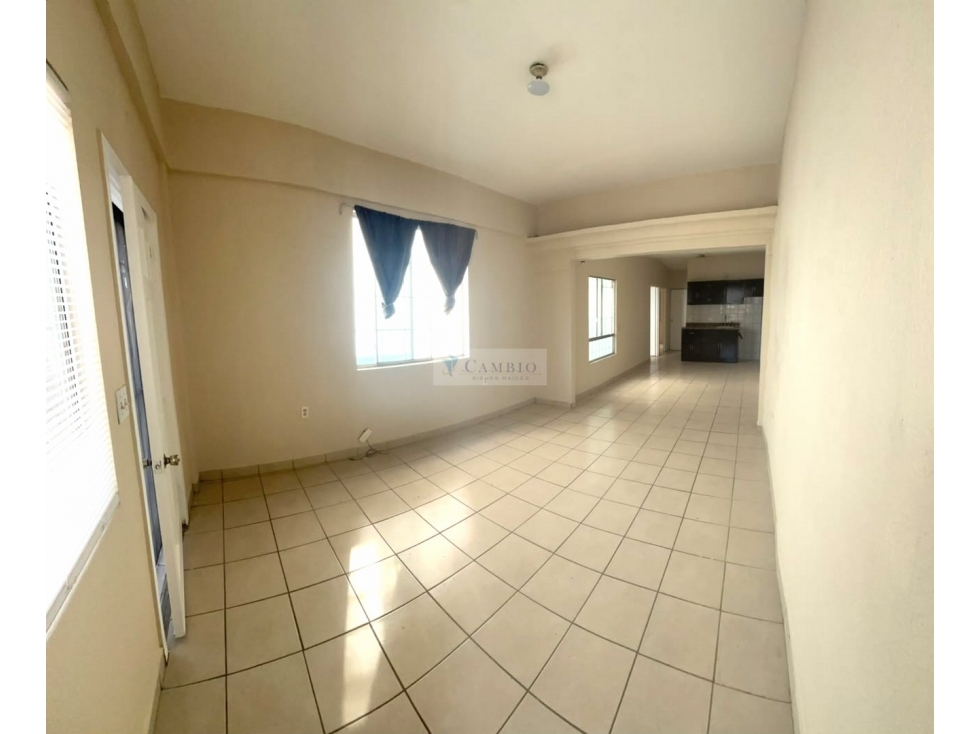 SE RENTA CASA EN VILLAS DEL REAL RECIEN REMODELADA — foto 5