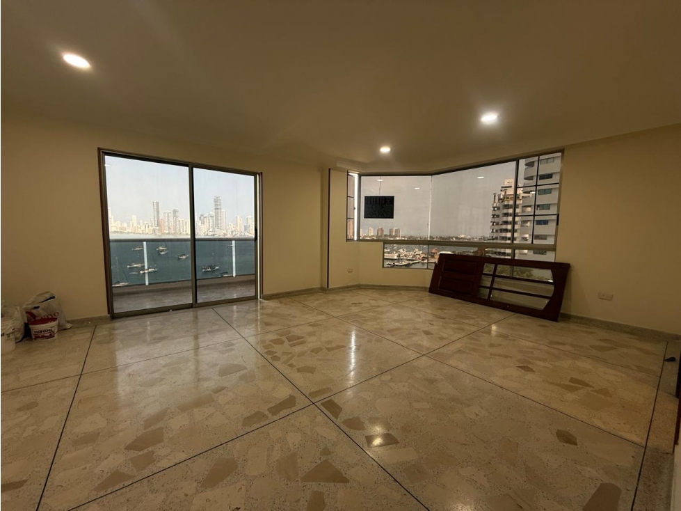 Arriendo Apartamento en Manga