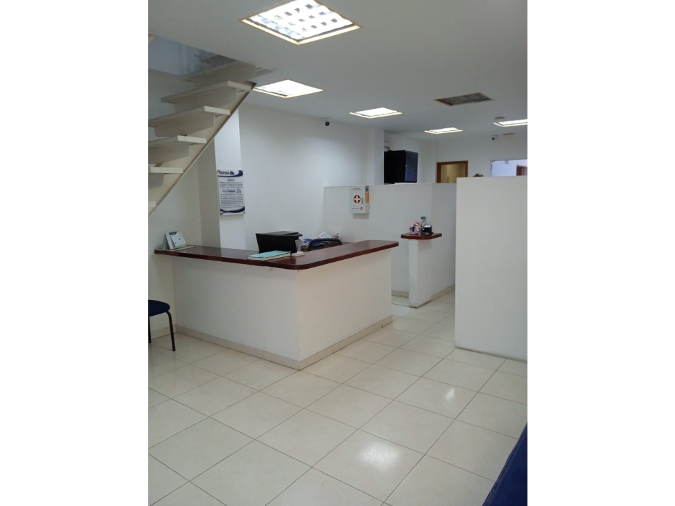 Arriendo Lote Con Oficinas En El Bosque — foto 5