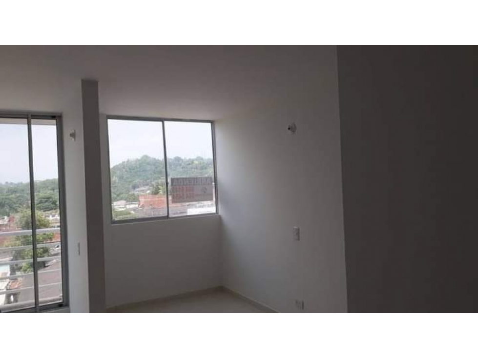 SE VENDE APARTAMENTO EN TORICES