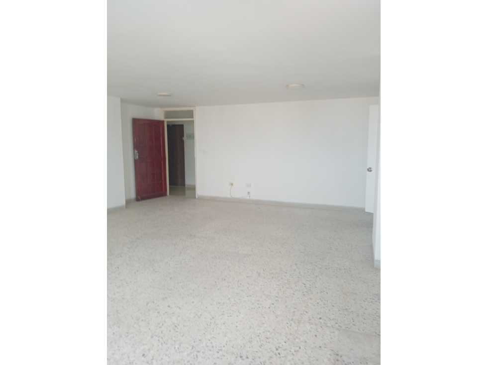 ARRIENDO OFICINA CENTRO