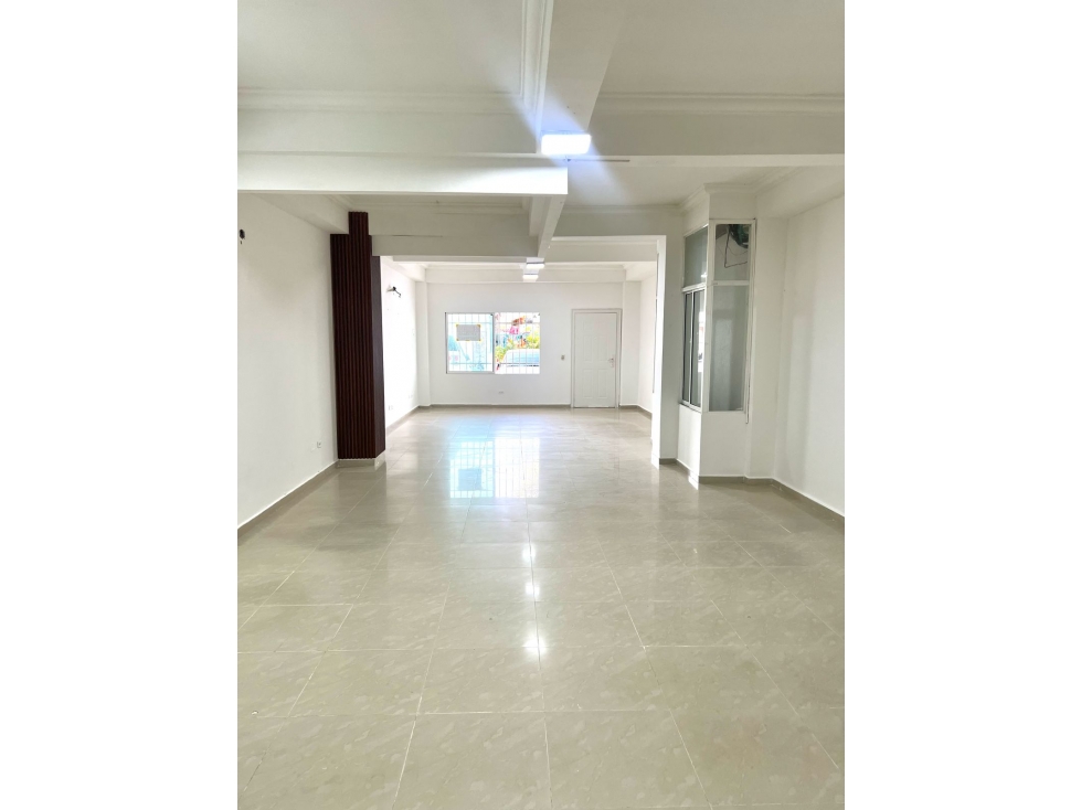 Arriendo Oficina en Manga