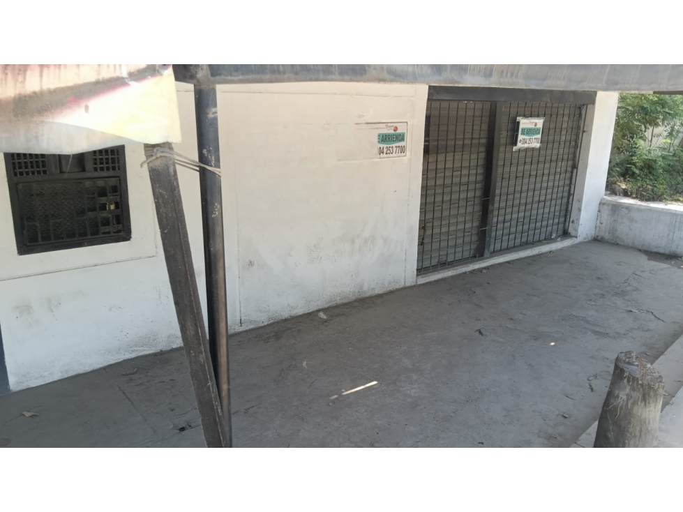 se arrienda local comercial en el barrio los corales