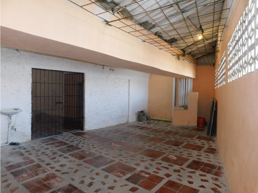 ARRIENDO LOCAL EN EL PIE DE LA POPA — foto 5