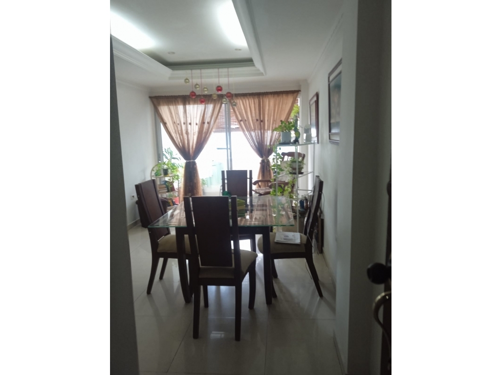Vendo Apartamento En El Pie De La Popa — foto 2
