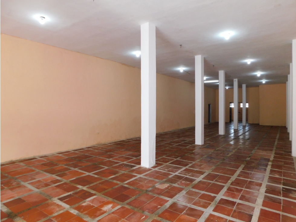 ARRIENDO LOCAL EN EL PIE DE LA POPA — foto 2