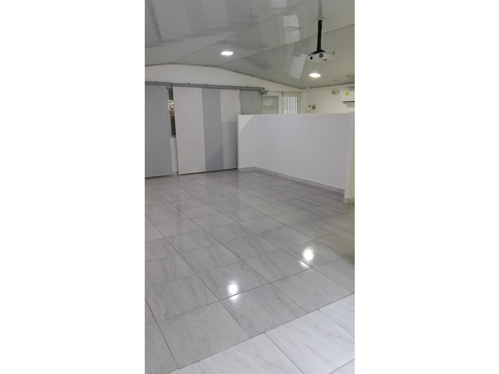 Arriendo Oficina en Manga — foto 2