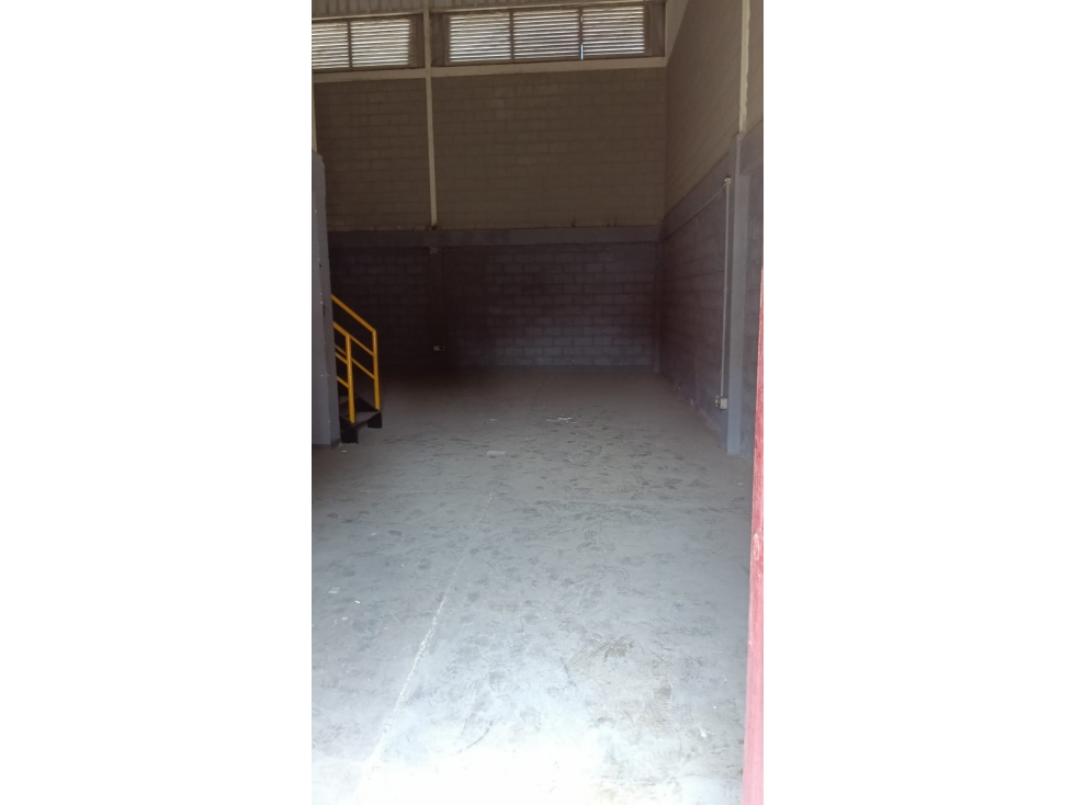 Arriendo Bodega En El Bosque - 5