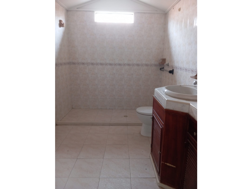 SE VENDE CASA EN EL BARRIO LOS ALPES — foto 3
