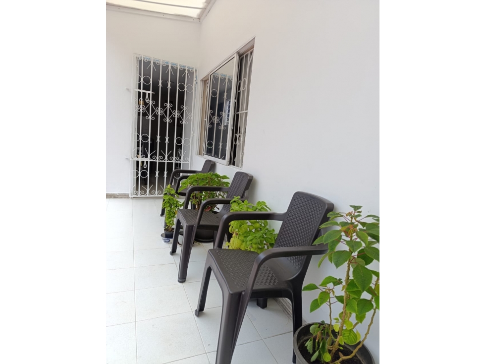se vende casa en la urbanizacion las gavias — foto 3