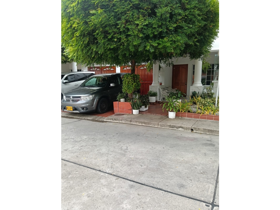 VENDO CASA EN ALAMEDA LA VICTORIA