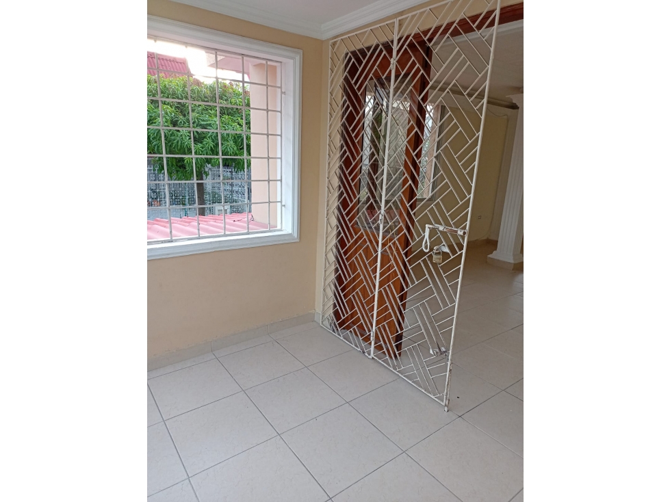 SE VENDE APARTAMENTO EN LA CASTELLANA — foto 6