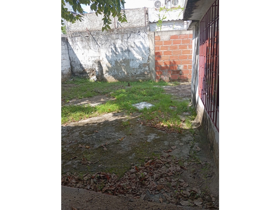 SE VENDE CASA EN EL BARRIO LOS ALPES — foto 4