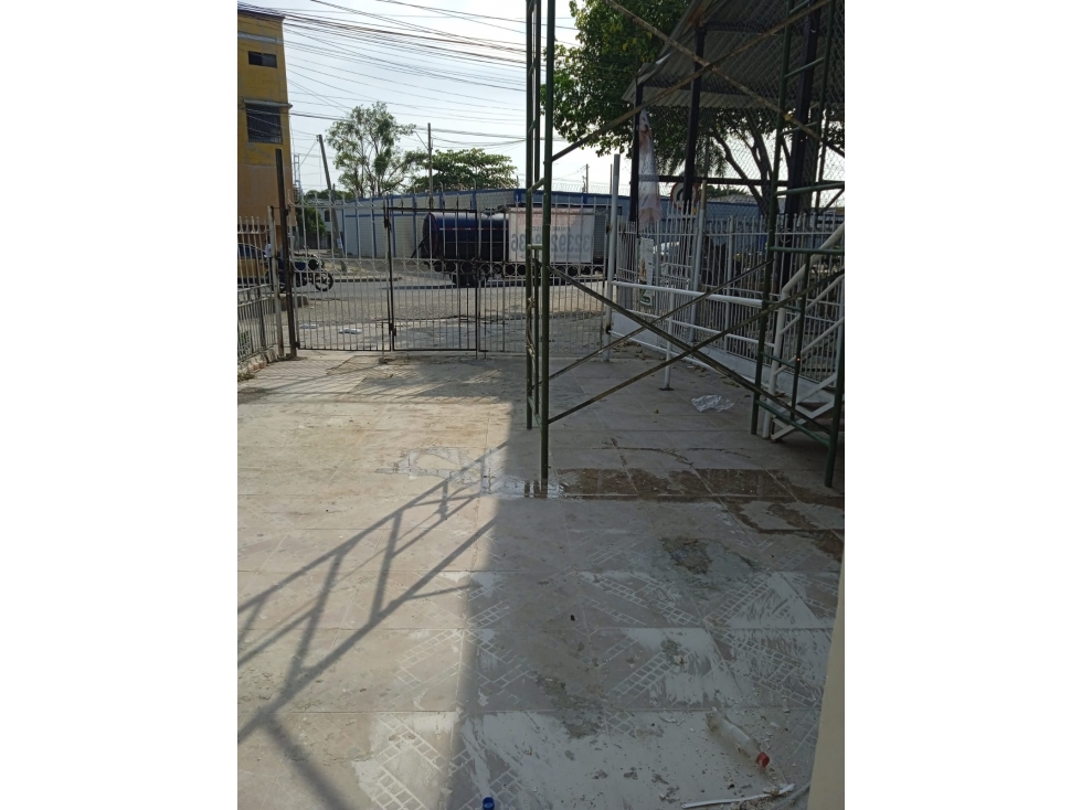 Arriendo Local En Los Corales — foto 5