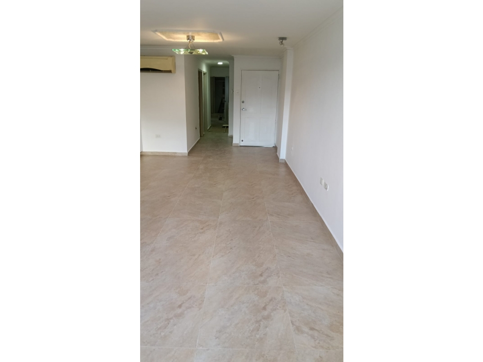 Arriendo Apartamento en Manga — foto 3