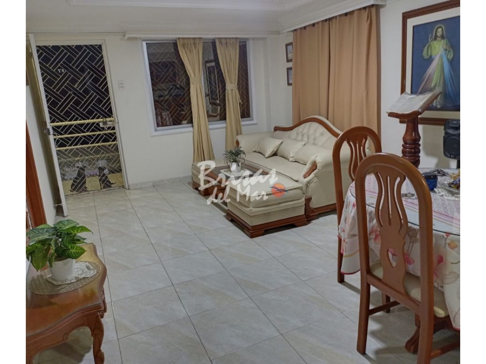 SE VENDE APARTAMENTO EN LA CASTELLANA
