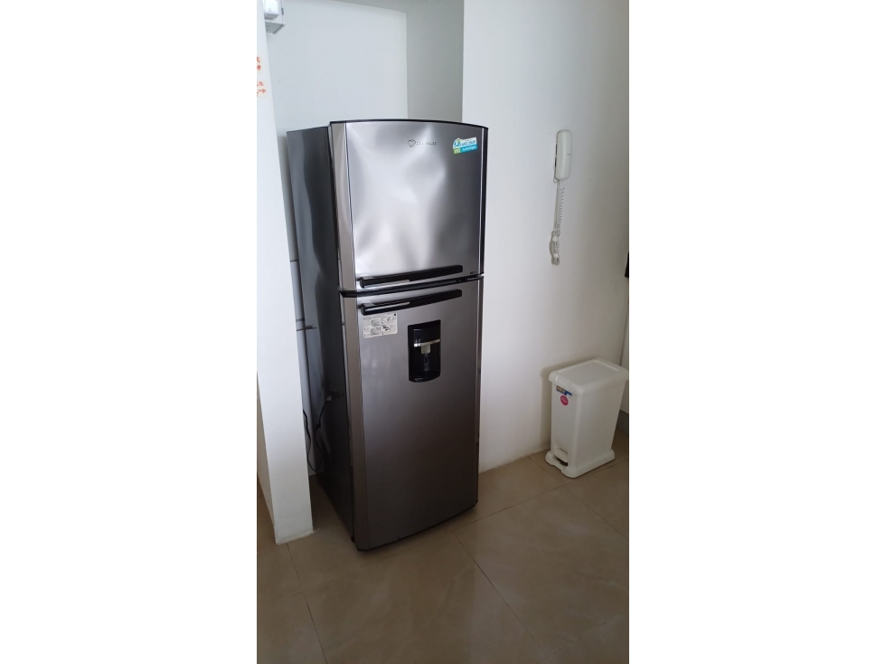 SE VENDE APARTAMENTO AMOBLADO EN EL LAGUITO — foto 5