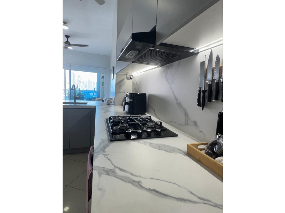 Arriendo Apartamento En El Laguito - 6