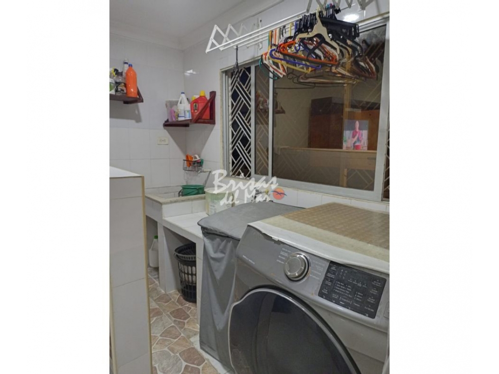 SE VENDE APARTAMENTO EN LA CASTELLANA — foto 3