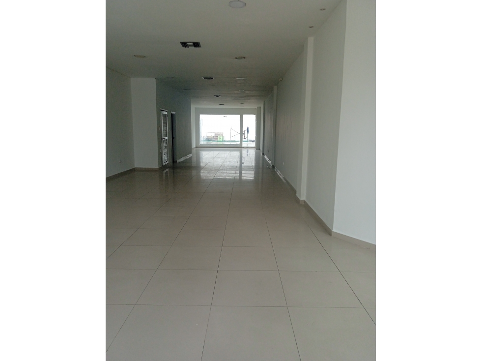 ARRIENDO LOCAL EN BOCAGRANDE — foto 5