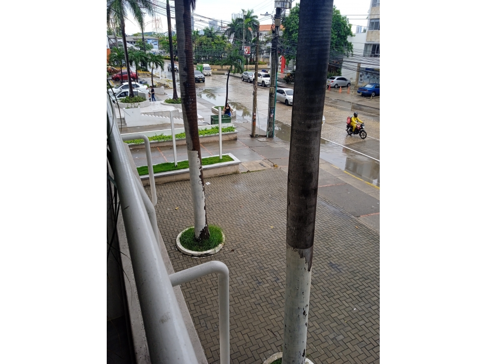 ARRIENDO LOCAL EN BOCAGRANDE — foto 6