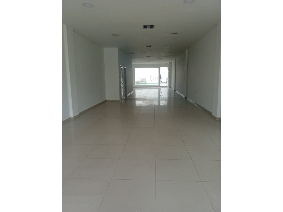 ARRIENDO LOCAL EN BOCAGRANDE — foto 6