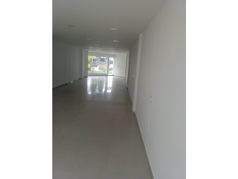 ARRIENDO LOCAL EN BOCAGRANDE — foto 5