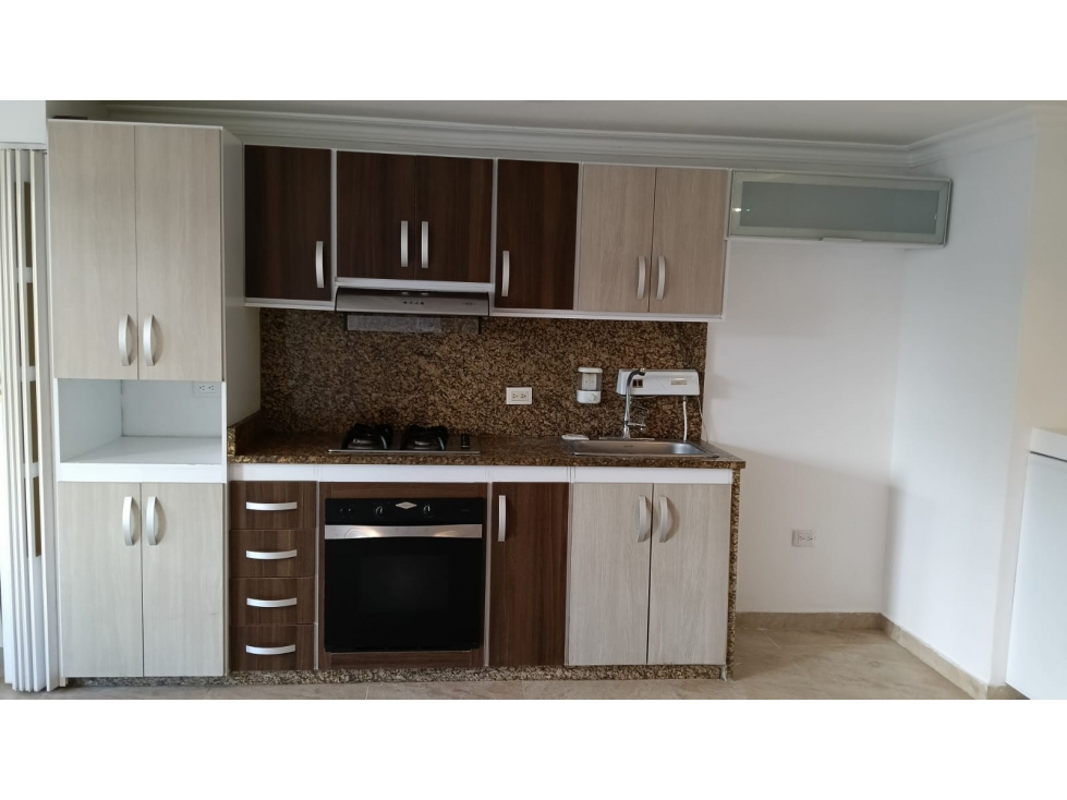 Arriendo Apartamento en Manga — foto 6