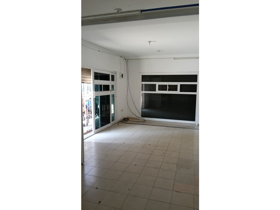 Arriendo Local En La Providencia — foto 2