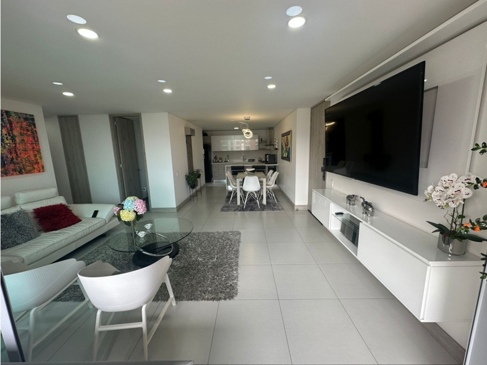 HERMOSO APARTAMENTO EN ENVIGADO