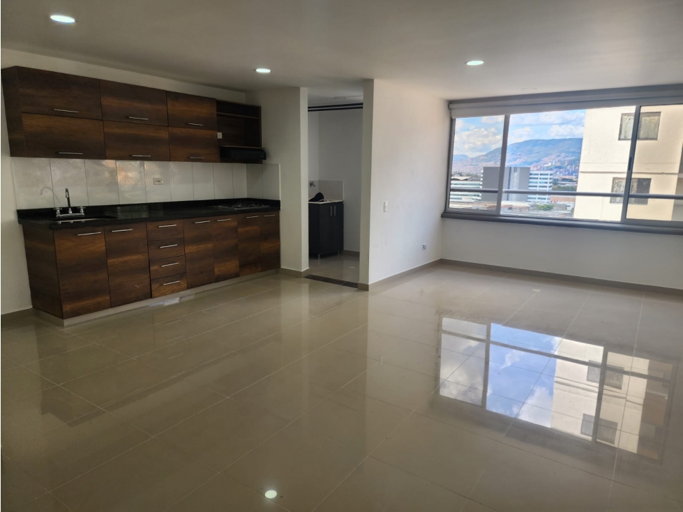APARTAMENTO PARTE PLANA CALLE LARGA SABANETA — foto 2