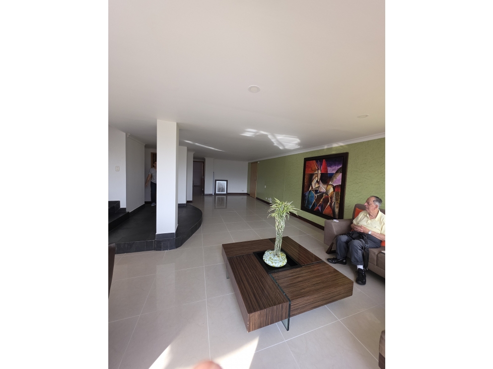 HERMOSO PENTHOUSE DUPLEX EN EL POBLADO