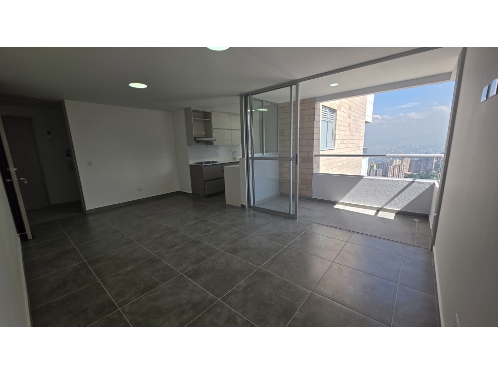 HERMOSO APARTAMENTOEN LAS LOMITAS EN SABANETA — foto 4