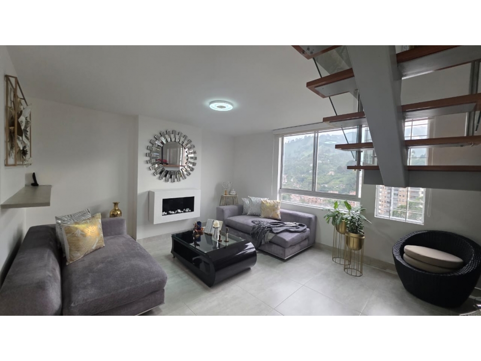 HERMOSO APARTAMENTO DUPLEX EN ENVIGADO