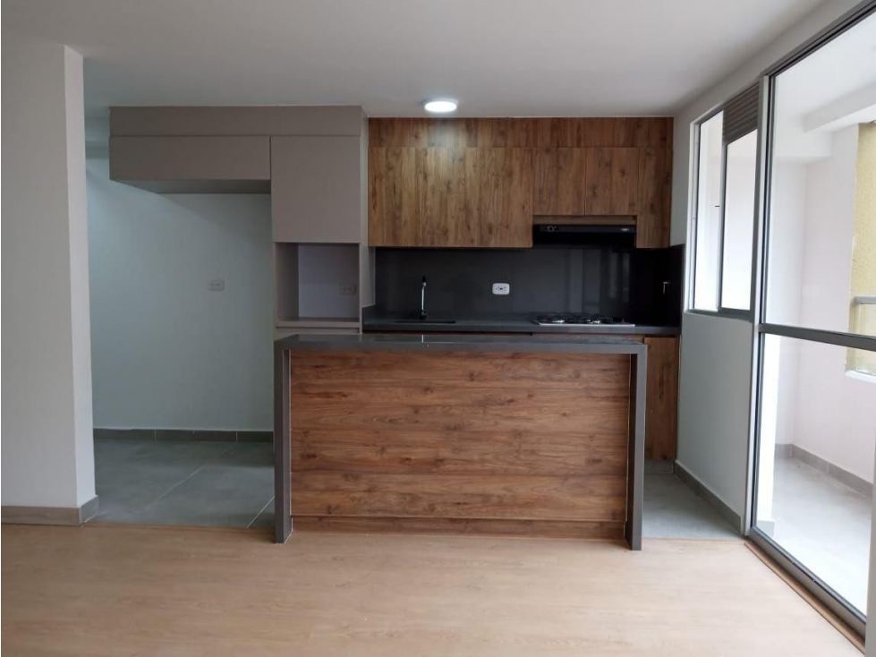 HERMOSO APARTAMENTO EN ENVIGADO LAS ANTILLAS