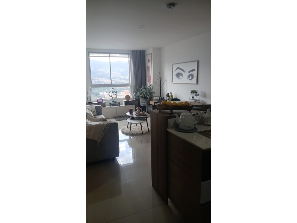 Apartemento Cerca al parque envigado piso 19