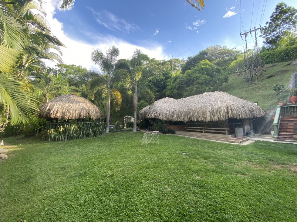 HERMOSA FINCA EN SAN JERONIMO DE 1.800 MTS2 — foto 3