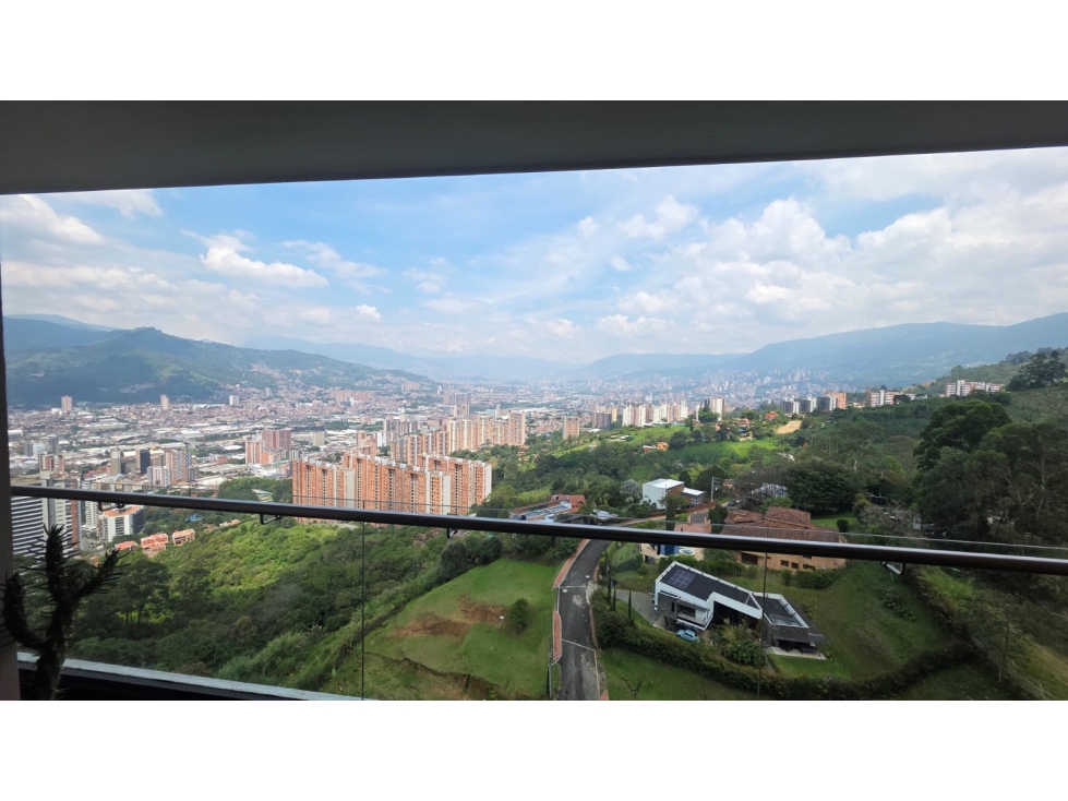 GRAN APARTAMENTO EN SABANETA - LA OCATAVA MARAVILLA 150 M²