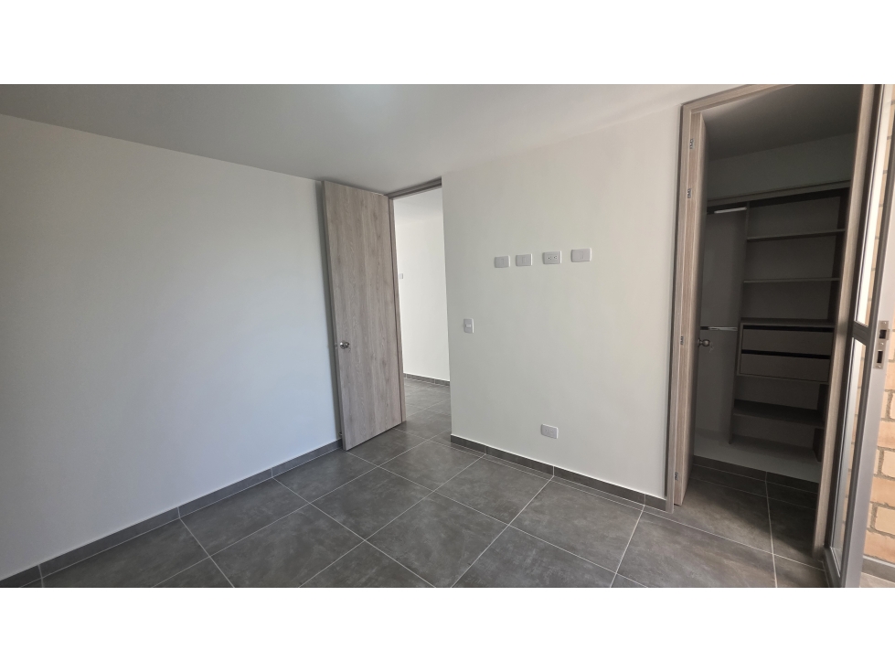 HERMOSO APARTAMENTOEN LAS LOMITAS EN SABANETA — foto 5