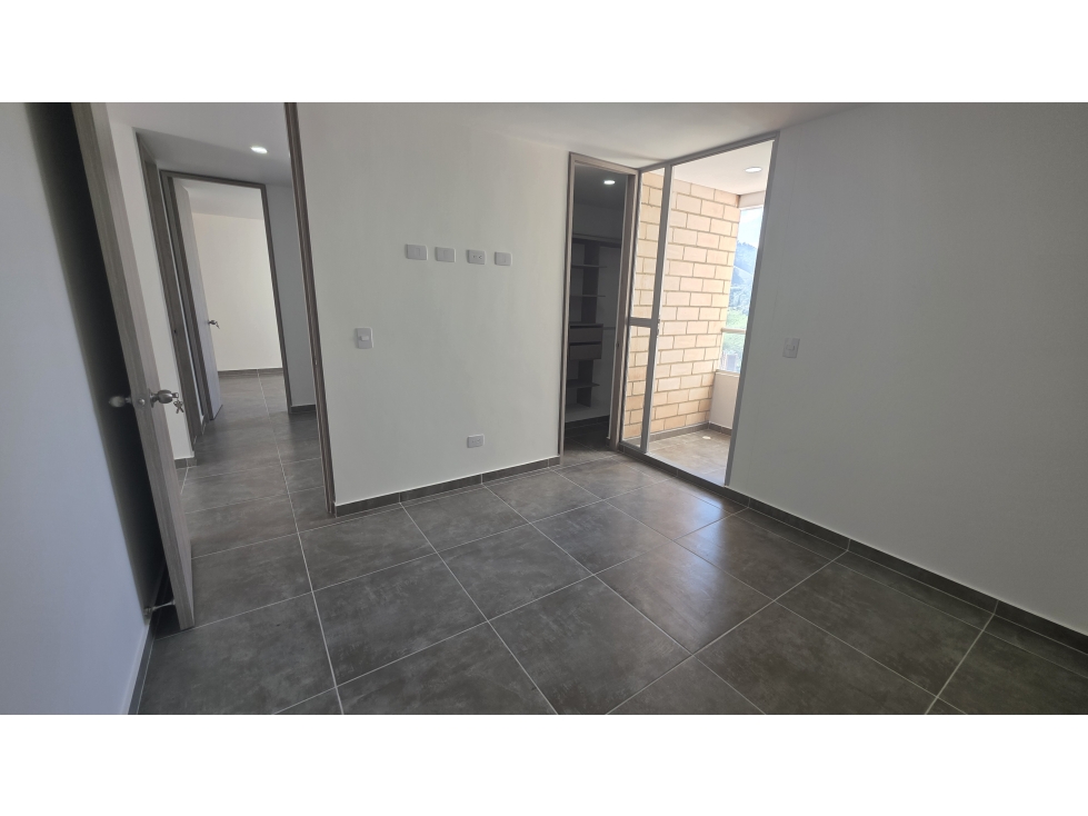 HERMOSO APARTAMENTOEN LAS LOMITAS EN SABANETA — foto 6